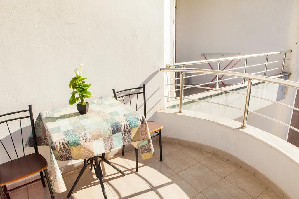 Work-Friendly Central Apartments, Sarandë Exterior foto